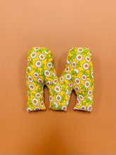 Load image into Gallery viewer, Letter Ornament — M